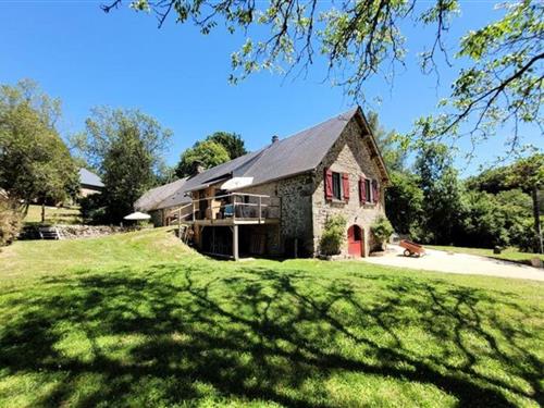 Ferienhaus - 8 Personen -  - 19300 - St Yrieix Le Dejalat