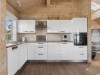 Image 15 - Kitchen
