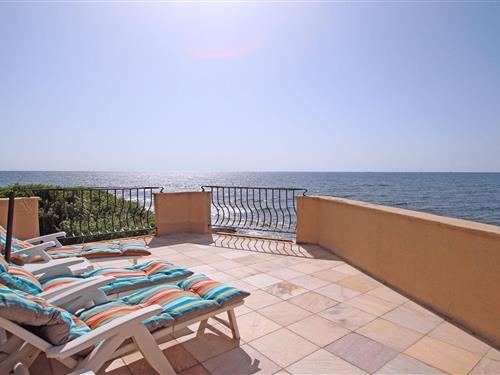 Holiday Home/Apartment - 4 persons -  - 19, Avenue du Croiseur Léger Le Malin - 83120 - Sainte Maxime