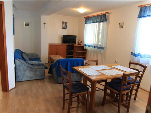 Holiday Home/Apartment - 2 persons -  - Gromacine - 51512 - Njivice