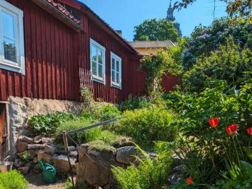  - 3 persons -  - Lillgatan - 64530 - Strängnäs