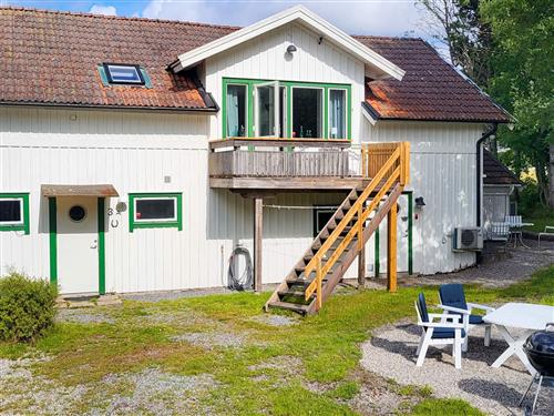 Holiday Home/Apartment - 8 persons -  - Brygge - Bovallstrand - 45694 - Hunnebostrand