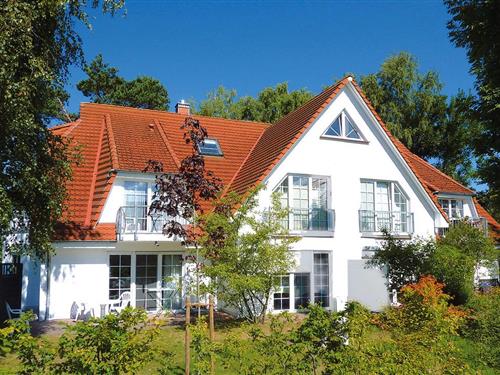 Holiday Home/Apartment - 4 persons -  - Neue Reihe - 18374 - Zingst