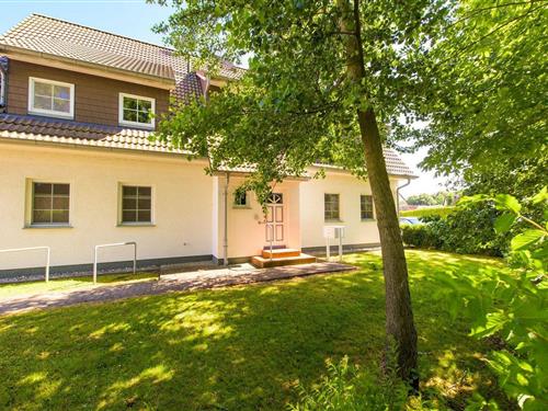 Holiday Home/Apartment - 4 persons -  - Müggenburger Weg - 18374 - Seeheilbad Zingst