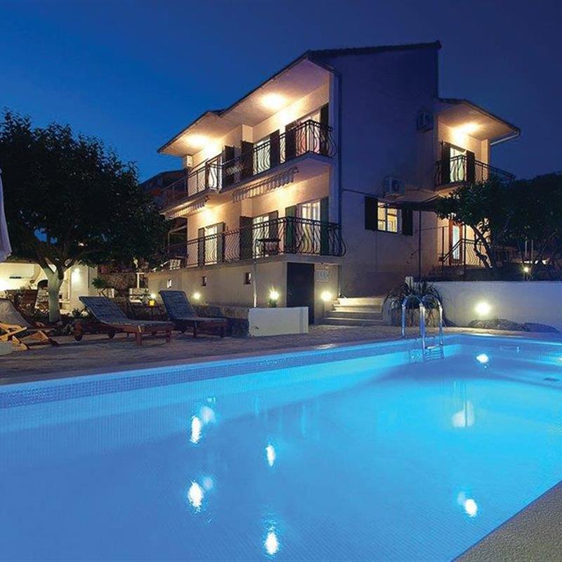 Sommerhus - 9 personer -  - Liveja II. - Ciovo-Okrug Gornji - 21223 - Okrug Gornji