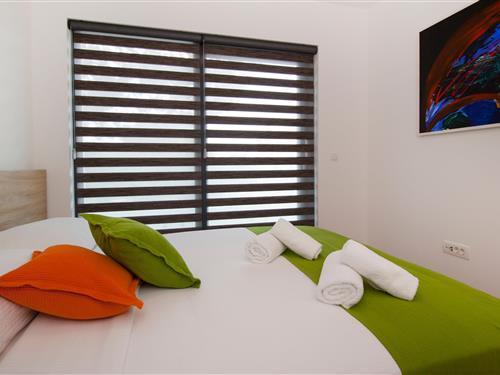 Holiday Home/Apartment - 6 persons -  - Makarska - 21300 - Makarska