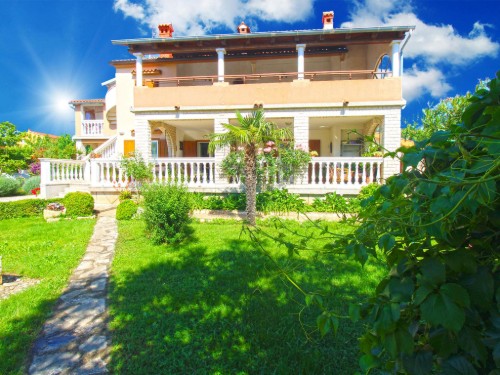 Holiday apartment - 4 persons -  - 52203 - Medulin