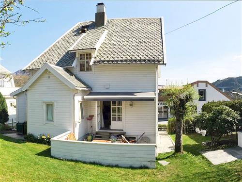 Holiday Home/Apartment - 8 persons -  - Televegen - 6700 - Måløy
