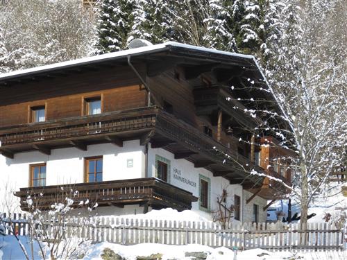 Holiday apartment - 4 persons -  - Neukirchen Am Großvenediger - 5741