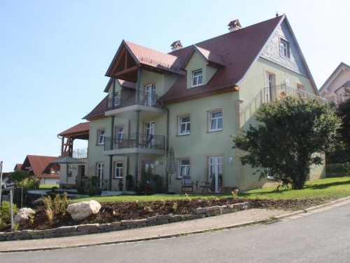 Holiday home - 2 persons -  - 96231 - Bad Staffelstein-Unnersdorf