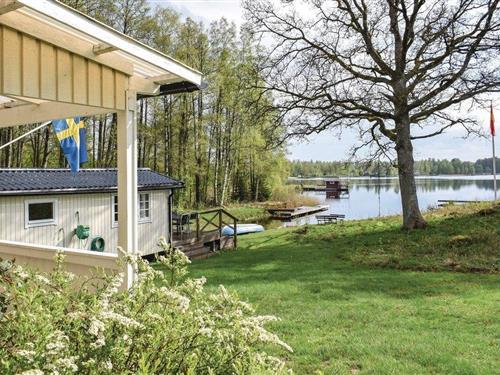 Fritidshus - 6 personer -  - Finnatorpsvägen - 341 96 - Ljungby