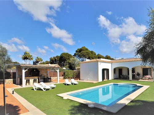 Holiday home - 6 persons -  - Carrer Zurbarán 8,  Cala Pi/Vallgornera - 07639 - Llucmajor