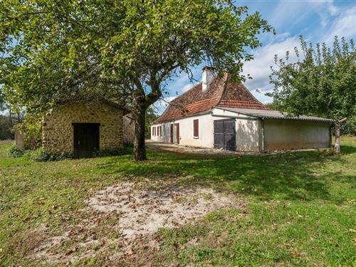 Holiday home - 7 persons -  - 24380 - Cendrieux