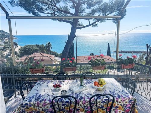 Ferienhaus - 7 Personen -  - San Lorenzo Al Mare - 18017