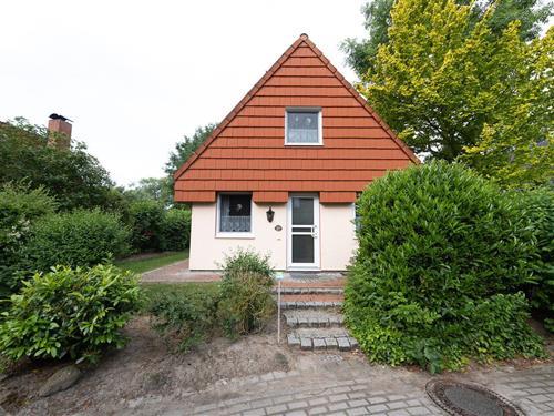 Holiday Home/Apartment - 6 persons -  - Knechtsand - 27639 - Wurster Nordseeküste