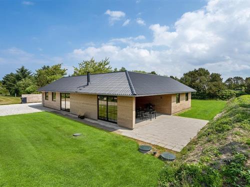 Sommerhus - 9 personer -  - Sigfred Jensens Vej - Bjerregård - 6960 - Hvide Sande