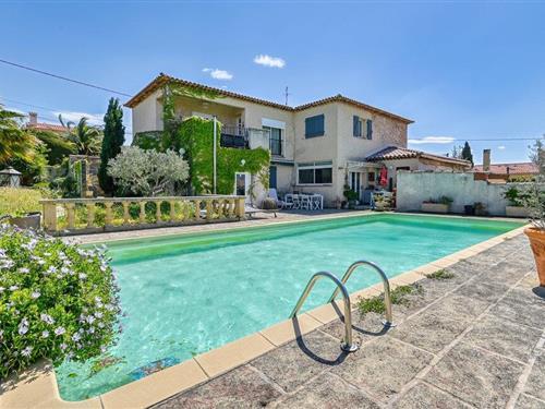 Holiday home - 4 persons -  - Avenue Emile Combes - 13620 - Carry-Le-Rouet