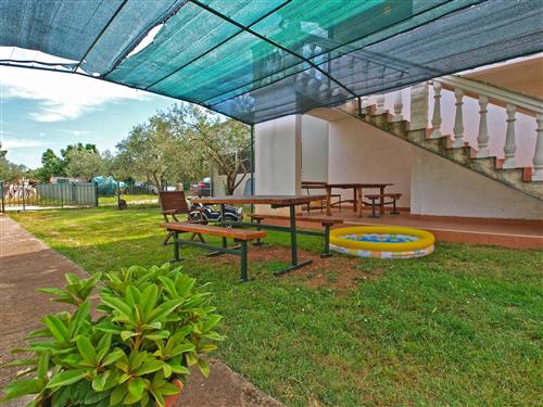 Holiday Home/Apartment - 4 persons -  - Peroj - 52212 - Peroj