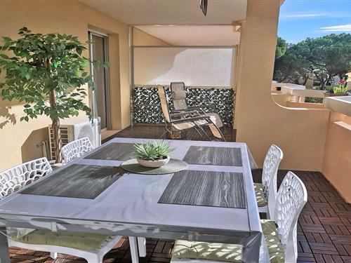 Holiday Home/Apartment - 4 persons -  - 32, Avenue Georges Pompidou - 83120 - Sainte Maxime