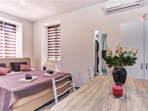 Feriehus / leilighet - 2 personer -  - Mali Lošinj - 51550 - Mali Lošinj