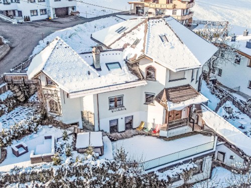 Holiday home - 14 persons -  - 6272 - Kaltenbach
