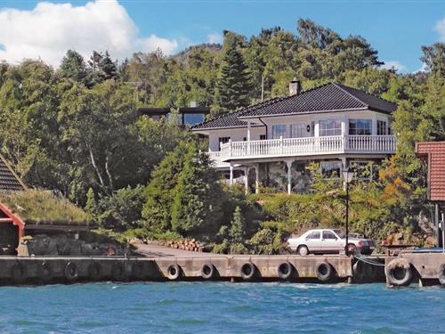 Holiday home - 10 persons -  - Dreggjavikvegen - Bergsagel - 4308 - Sandnes