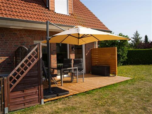 Holiday Home/Apartment - 3 persons -  - Ahornweg - 18556 - Wiek