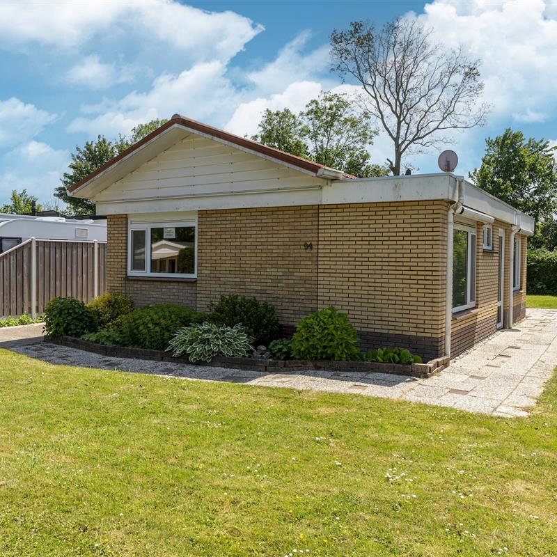 Sommerhus - 4 personer -  - 4435 NR - Baarland