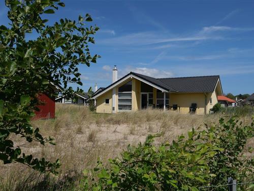 Holiday Home/Apartment - 8 persons -  - Strandstraße - 23775 - Großenbrode