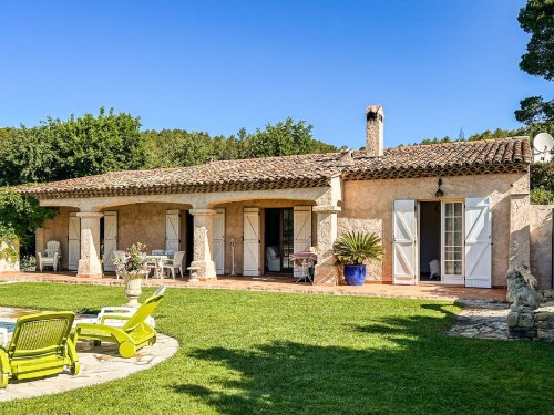 Sommerhus - 6 personer -  - Montée du panorama - 83340 - Cabasse