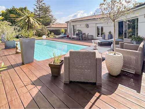 Holiday home - 10 persons -  - Cazauricat - 33240 - Tarnès