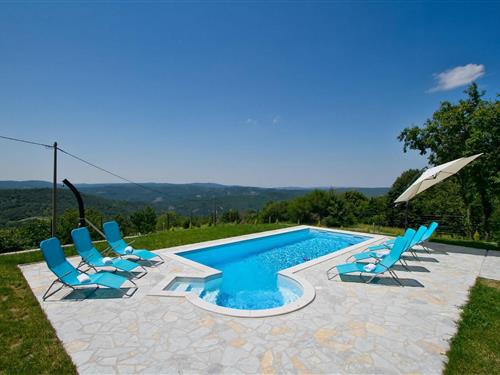 Sommerhus - 10 personer -  - Dolenja Vas - Ucka-Lupoglav - 52426 - Lupoglav