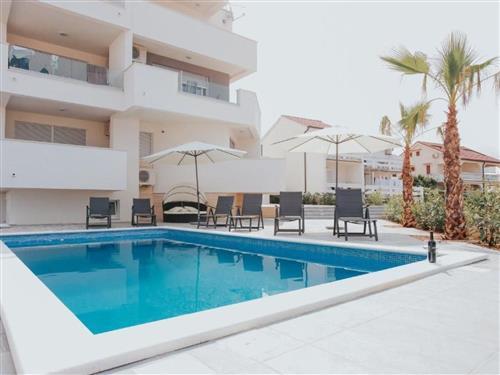 Holiday home - 20 persons -  - Pag/Novalja - 53291