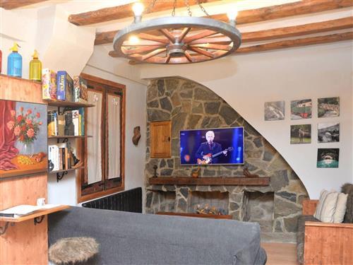 Semesterlägenhet - 6 personer -  - La Pobla De Lillet - 08696