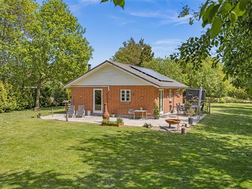 Holiday home - 4 persons -  - Fyrrelunden - Jegum - 6840 - Oksbøl