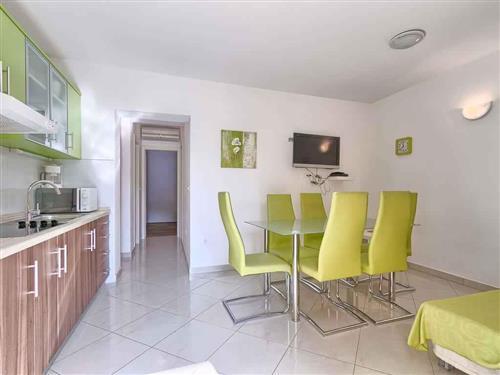 Holiday Home/Apartment - 6 persons -  - 52470 - Umag