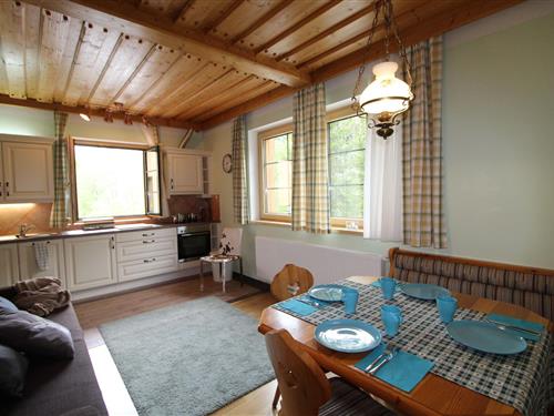 Ferienhaus - 4 Personen -  - tiefrnbachstrasse - 9546 - Bad Kleinkirchheim