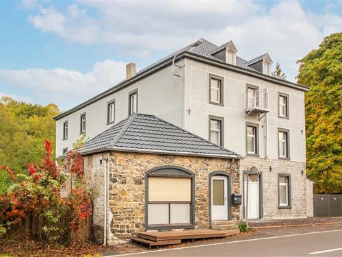 Sommerhus - 37 personer -  - 5522 - Falaën