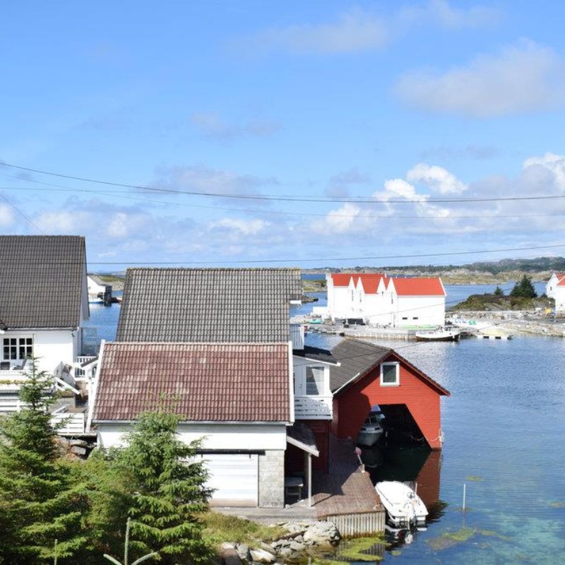 Sommerhus - 7 personer -  - Salvøyvegen - Vedavågen/Karmøy - 4276 - Vedavågen