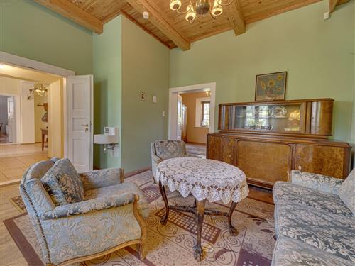 Holiday home - 8 persons -  - Bystrzanowice - 42-253