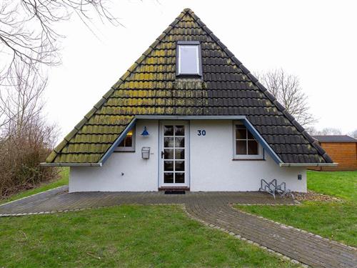 Holiday Home/Apartment - 6 persons -  - Wittsand - 27639 - Wurster Nordseeküste