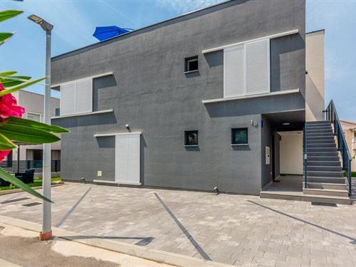 Ferielejlighed - 4 personer -  - Miljkovica  XII, - Vir-Vir - 23234 - Vir