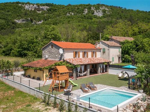 Holiday Home/Apartment - 6 persons -  - Puski - Buzet - Roc - 52425 - Roc