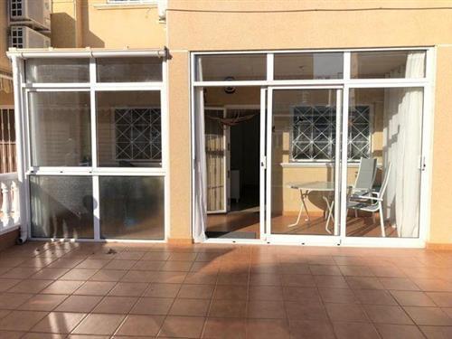 Sommerhus - 4 personer -  - Calle Ramon Imbernon Verdu - 03183 - Torrevieja