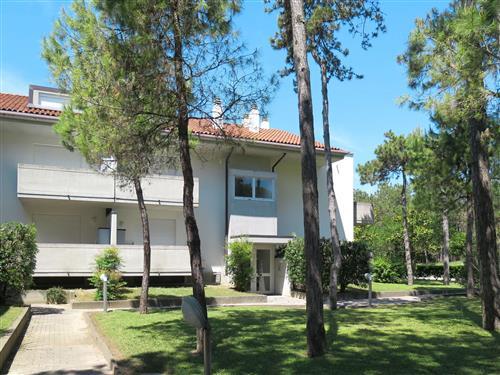 Holiday Home/Apartment - 7 persons -  - Lignano Pineta - 33054