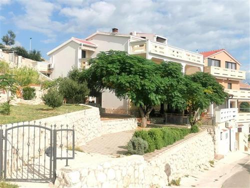 Holiday Home/Apartment - 12 persons -  - Dražica - 53296 - Zubovici