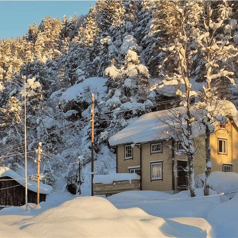 Sommerhus - 9 personer -  - Romsdalsvegen - Rauma - 6330 - Verma