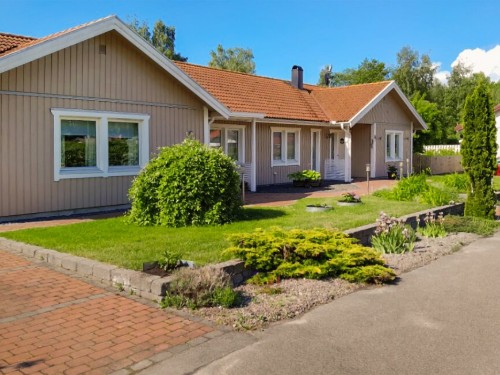 Ferielejlighed - 2 personer -  - Skogsfrugränd - 386 95 - Färjestaden