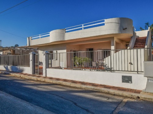 Sommerhus - 6 personer -  - Via delle Azalee - Marina Di Ragusa - 97017 - Caucana