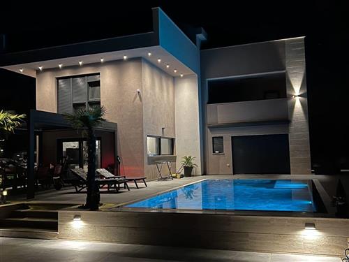 Ferielejlighed - 8 personer -  - Šepunatka - 23234 - Vir